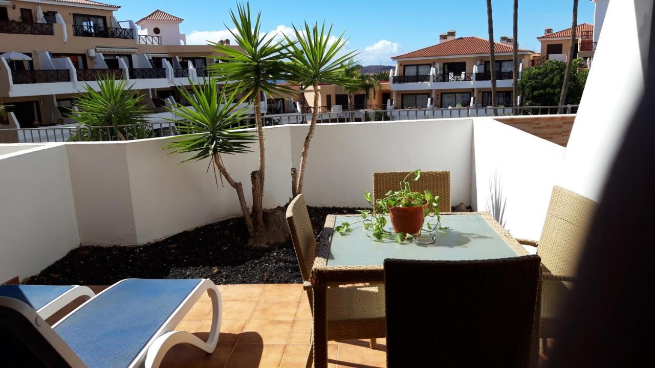Apartment With Pool And Gardens Near The Coast San Miguel de Abona Extérieur photo