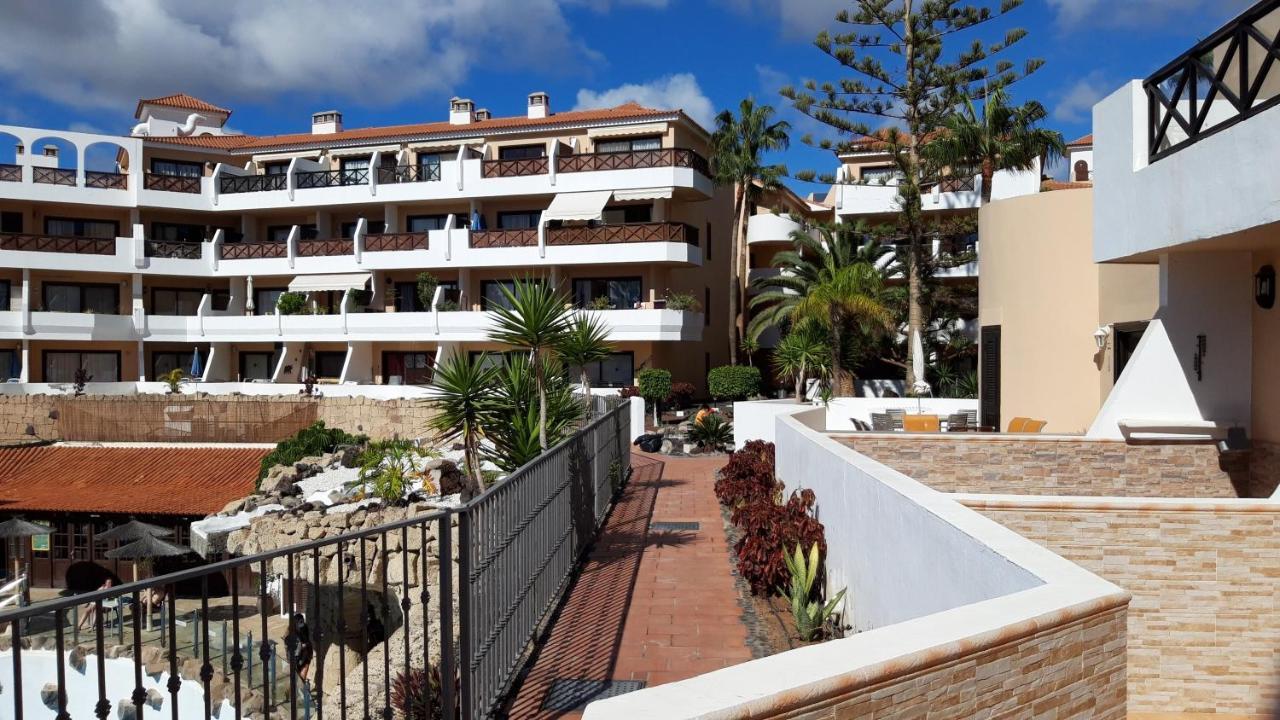 Apartment With Pool And Gardens Near The Coast San Miguel de Abona Extérieur photo